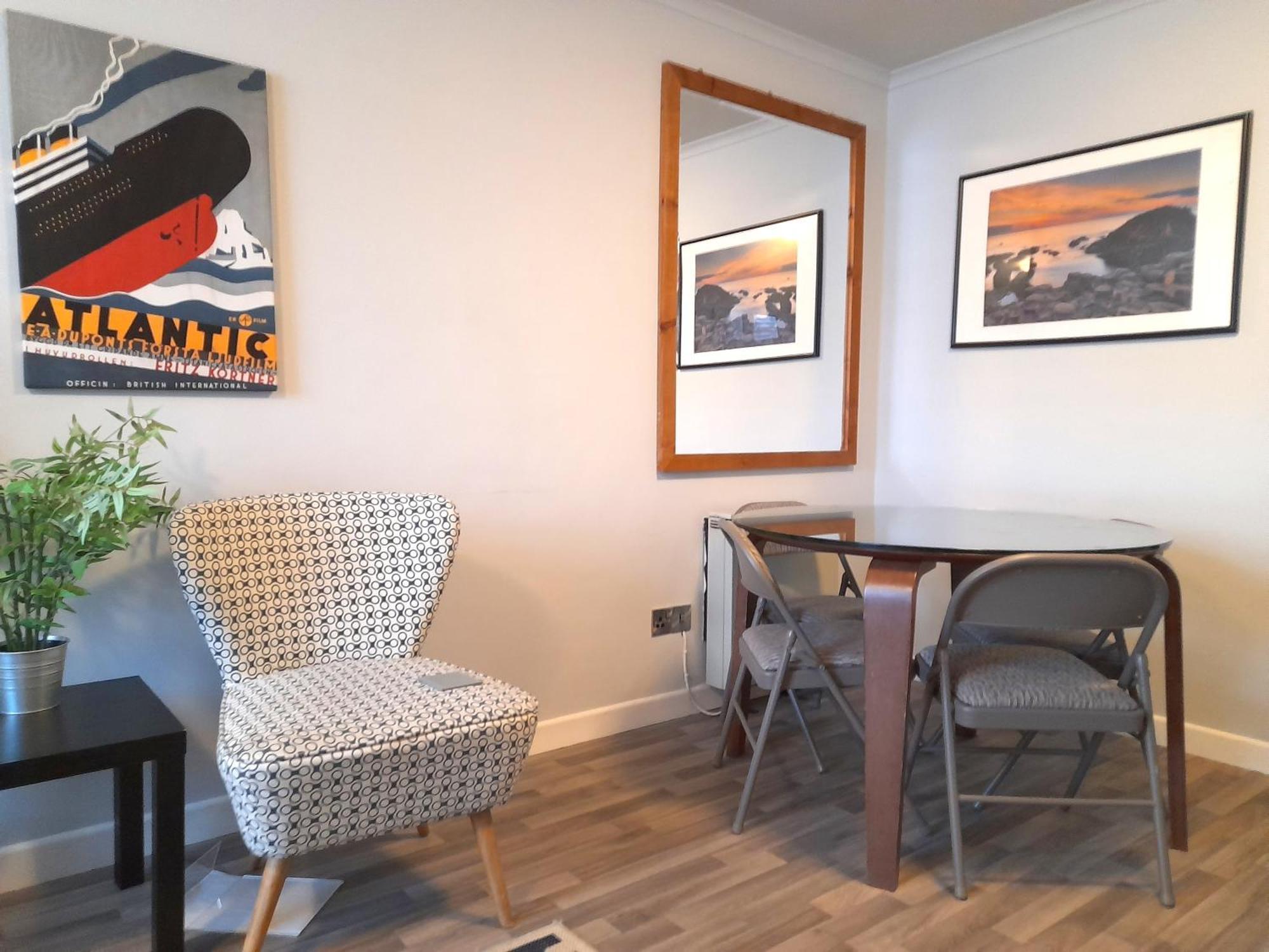 Excellent Location - City Centre - Parking - 4 Beds -2 Bedrooms Belfast Zewnętrze zdjęcie