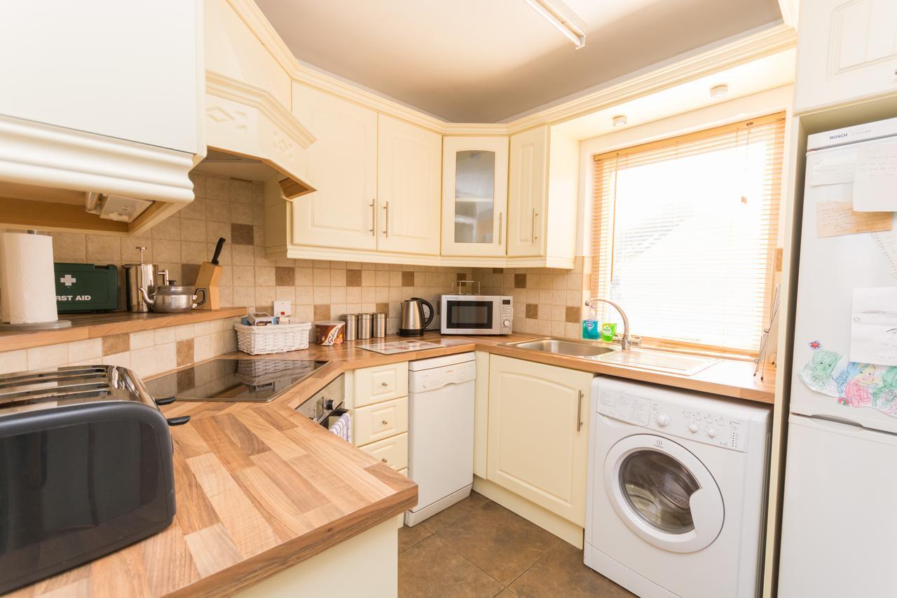 Excellent Location - City Centre - Parking - 4 Beds -2 Bedrooms Belfast Zewnętrze zdjęcie