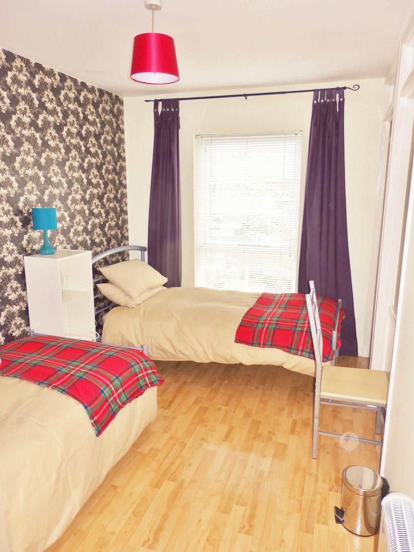 Excellent Location - City Centre - Parking - 4 Beds -2 Bedrooms Belfast Zewnętrze zdjęcie